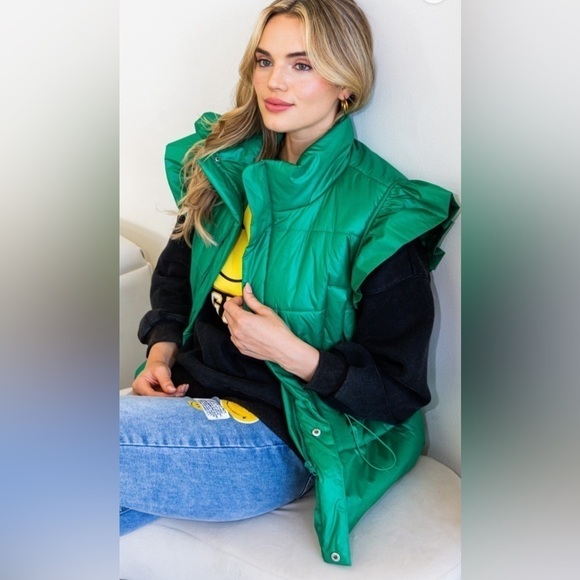 Ms. Diva Plus Black Puffer Vest w/Ruffled Sleeves - Picture 2 of 6